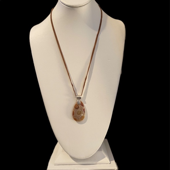 Fossilized coral sterling silver tan suede pendant necklace - Picture 3 of 10